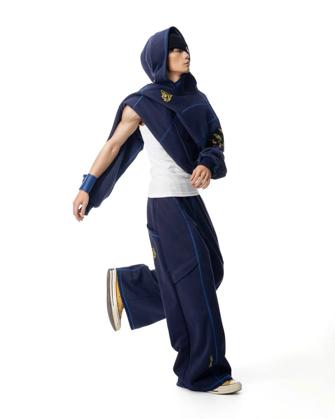 SHARK NAVY HOODIE
