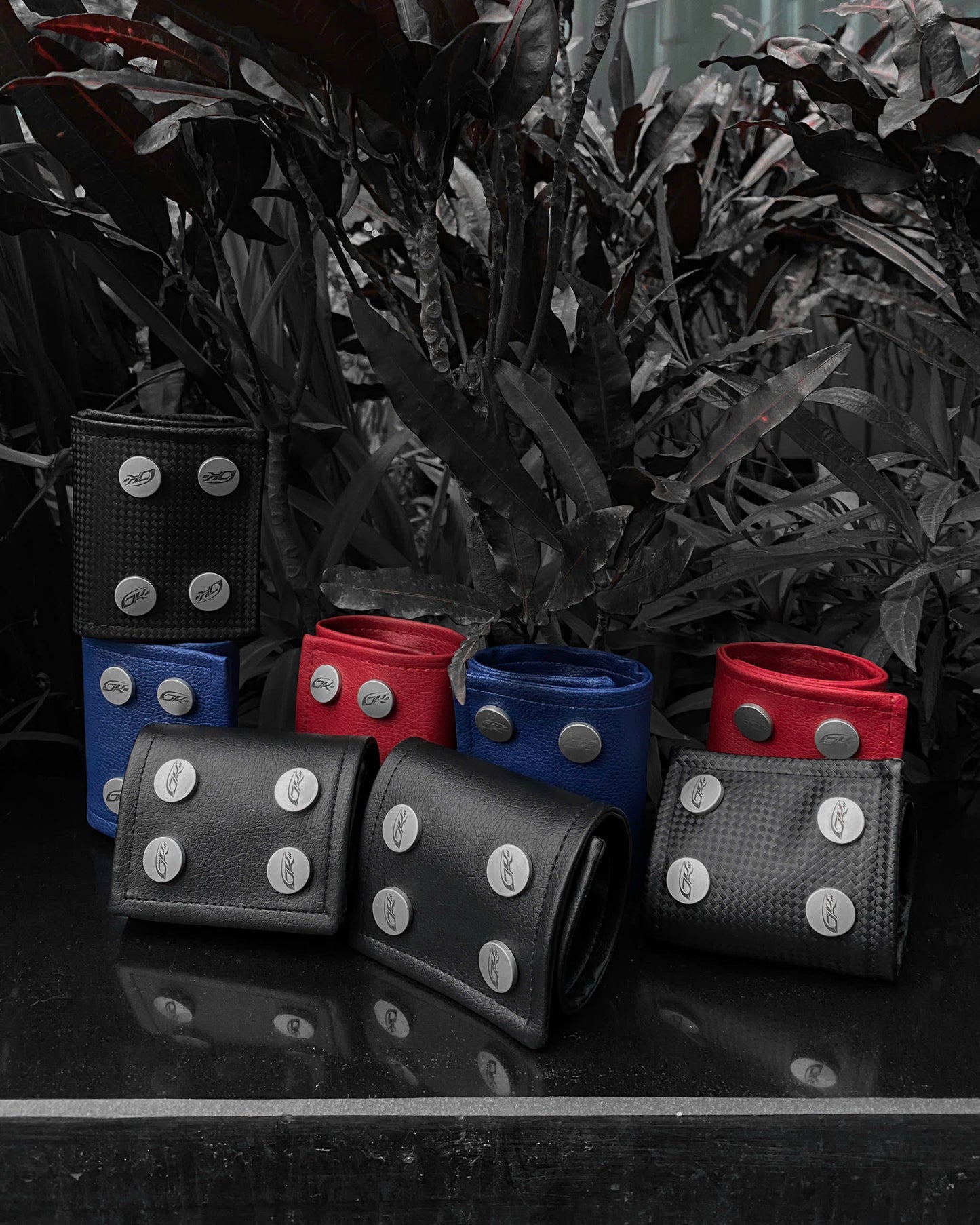 DK HAND BANDAGE (Blue)