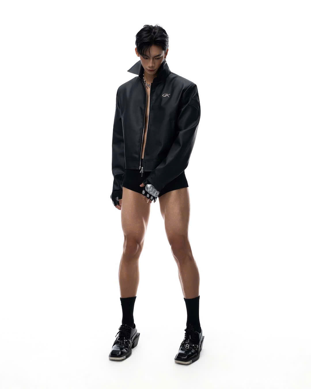 PADDED-SHOULDER LEATHER JACKET