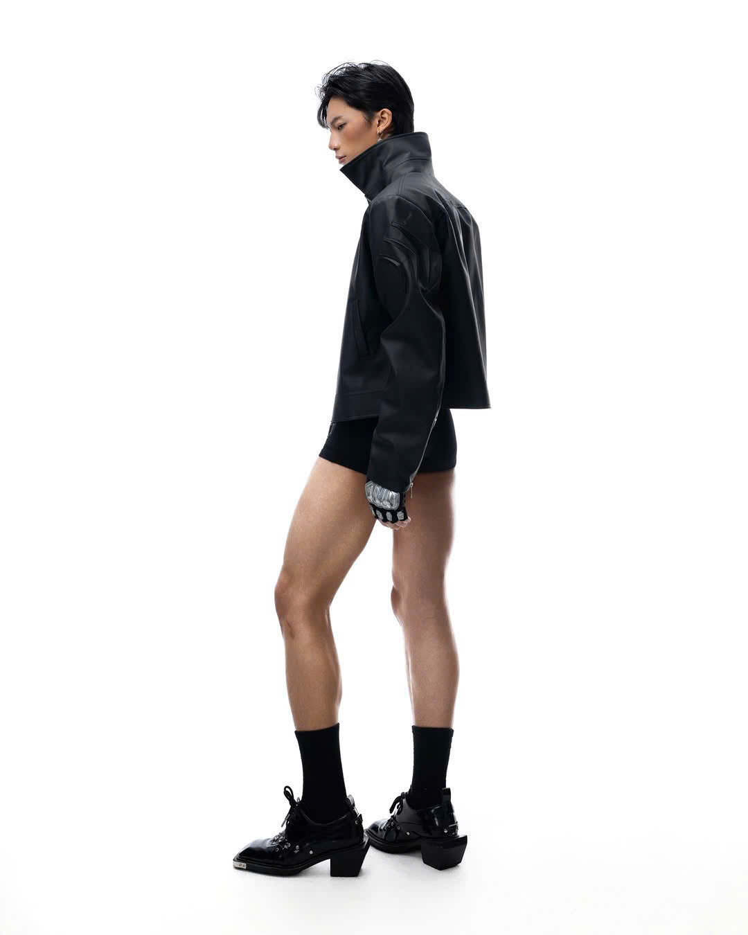 PADDED-SHOULDER LEATHER JACKET