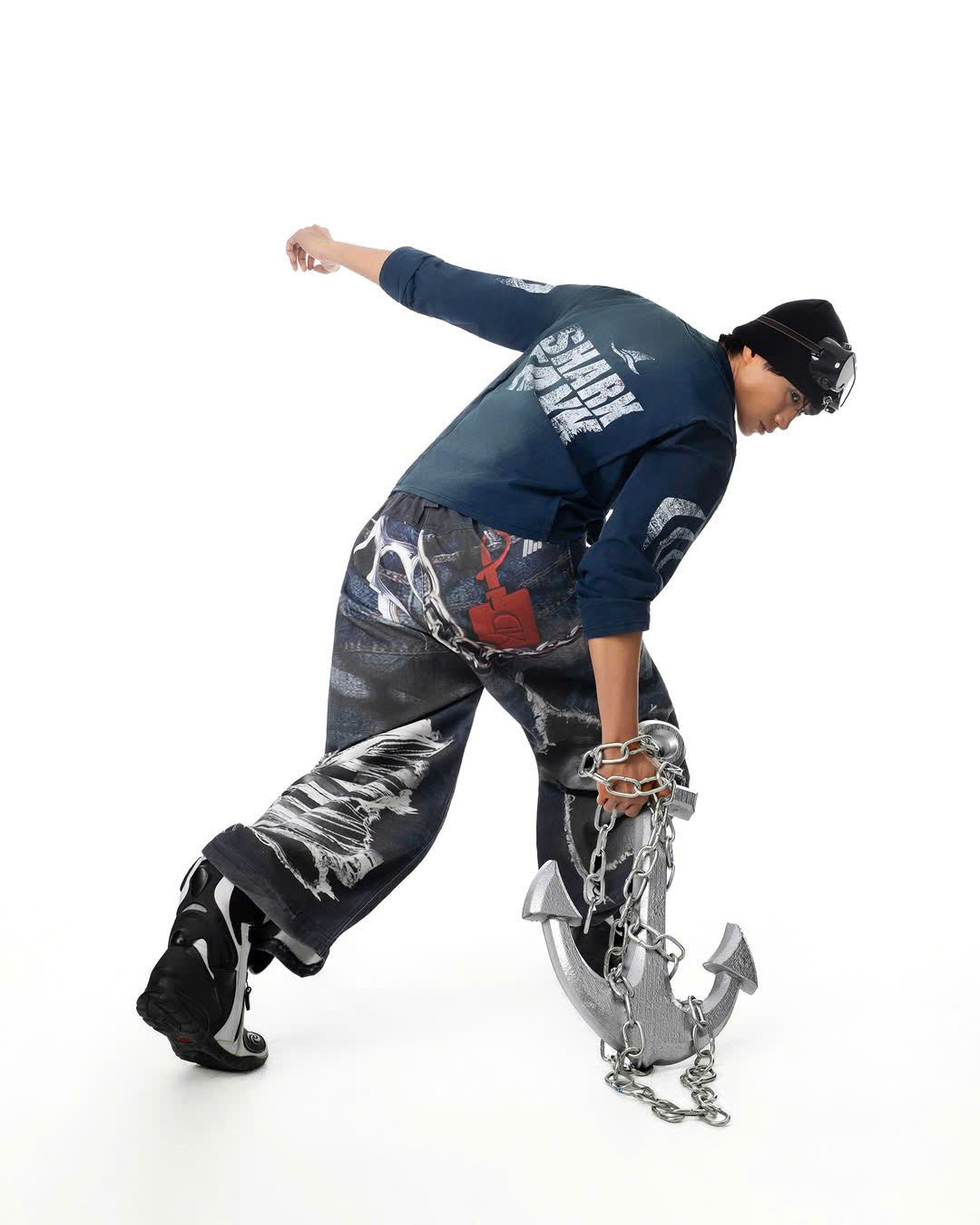 SHARK HALF-WASHED BLUE LONGSLEEVE