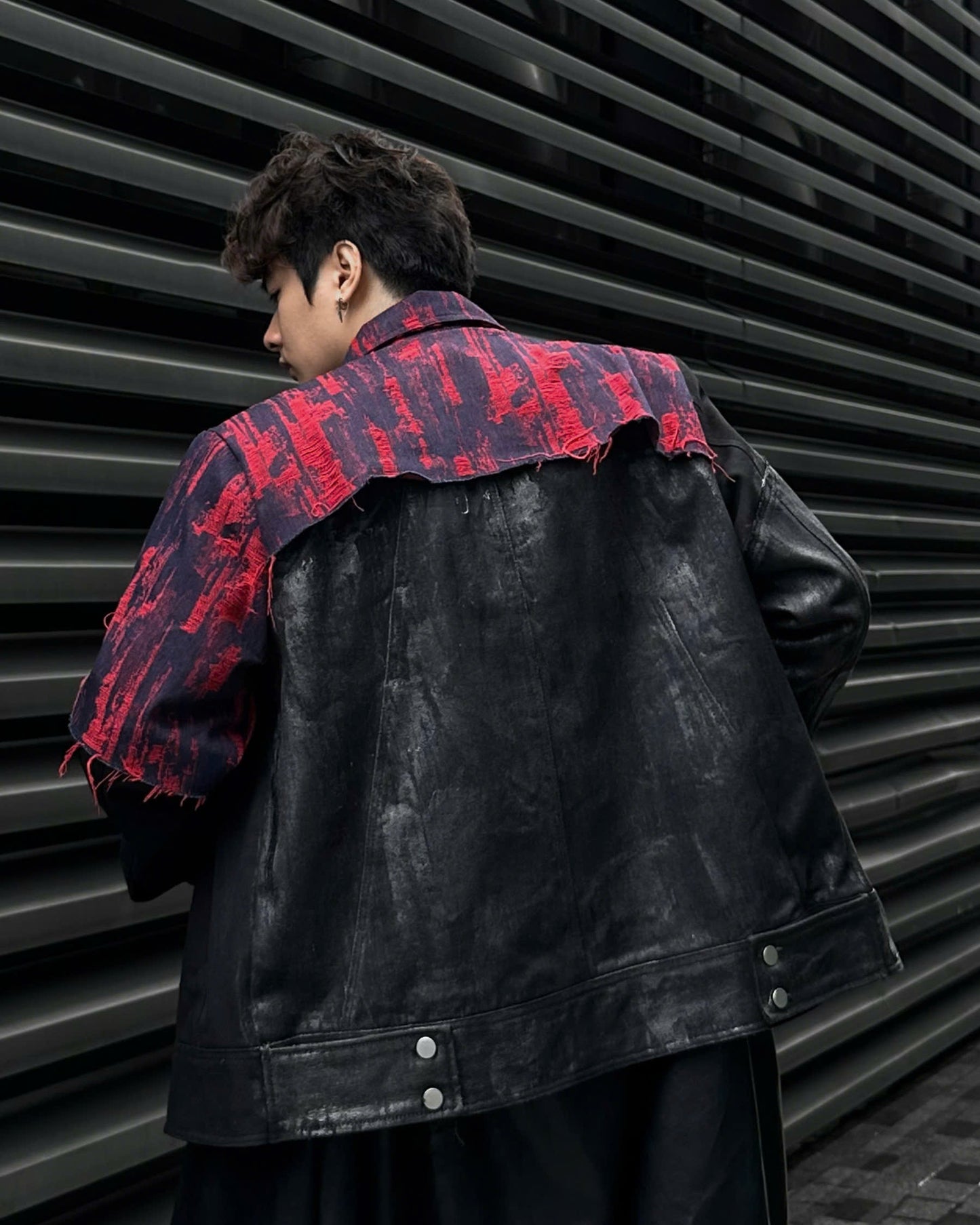 DISTRESSED WAX DENIM JACKET