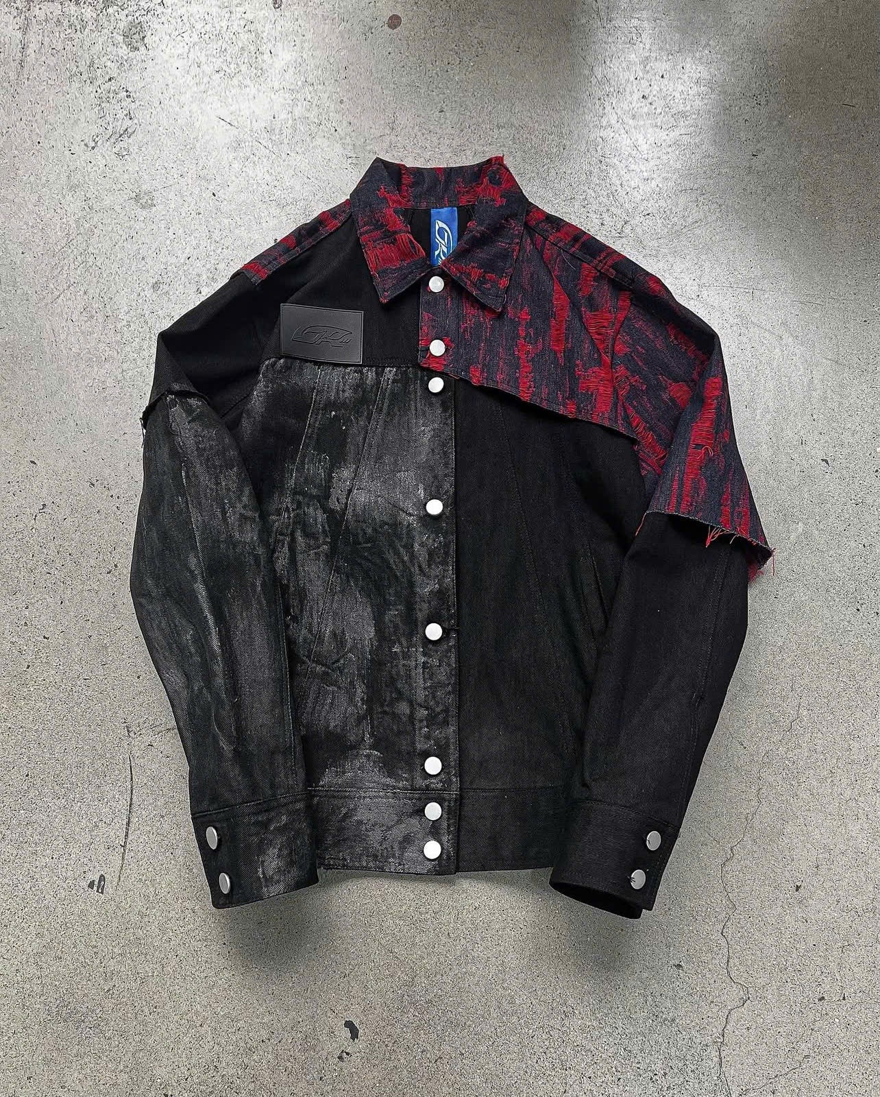 DISTRESSED WAX DENIM JACKET