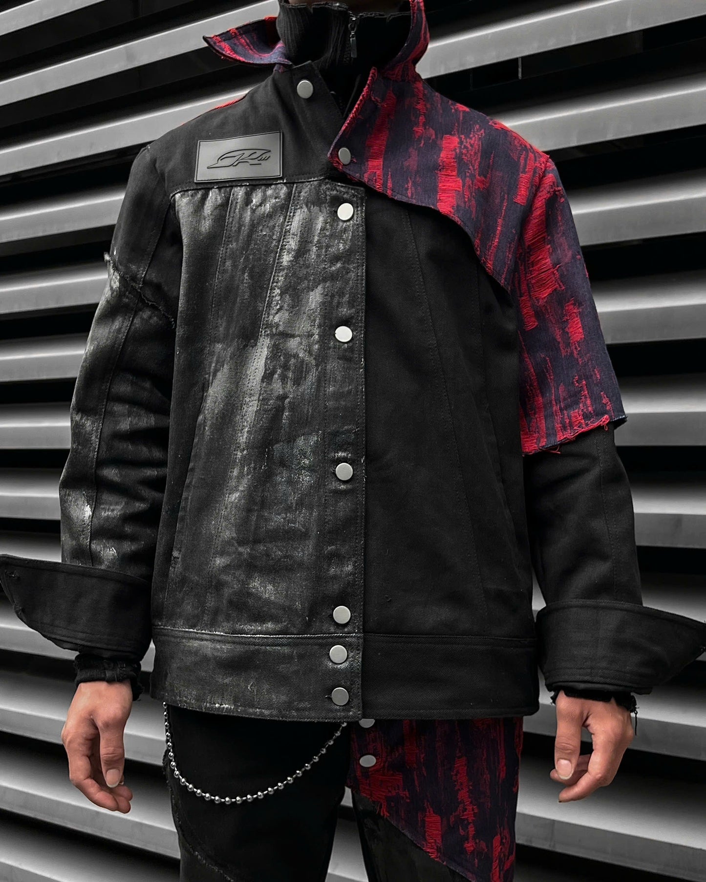 DISTRESSED WAX DENIM JACKET