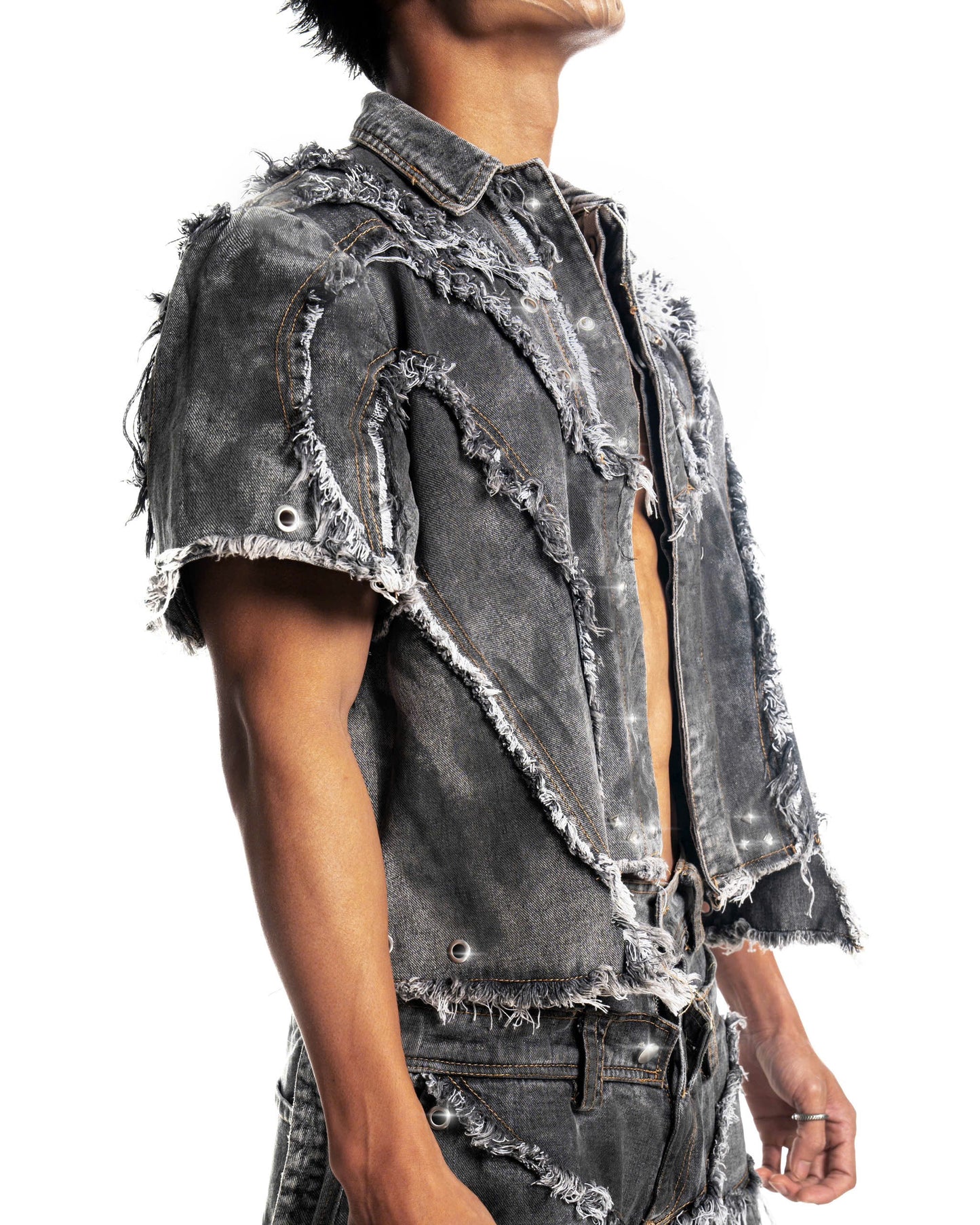 PUNISHER SCARRED HORNED OVERSHIRT