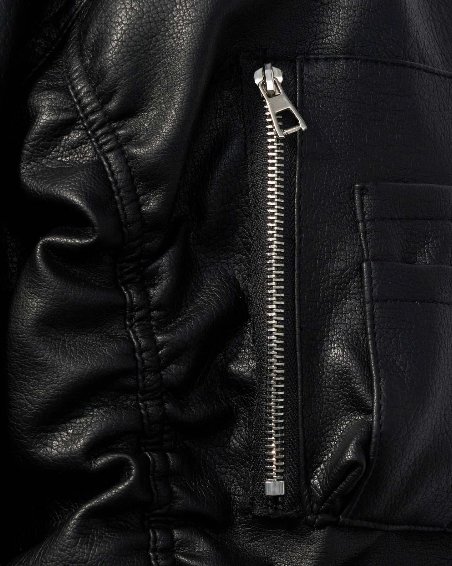 OVERSIZED HOODED LEATHER BOMBER JACKET